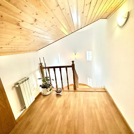 Quarto em Acomodações Particulares Estudio Com Cozinha E Casa De Banho! Bragança