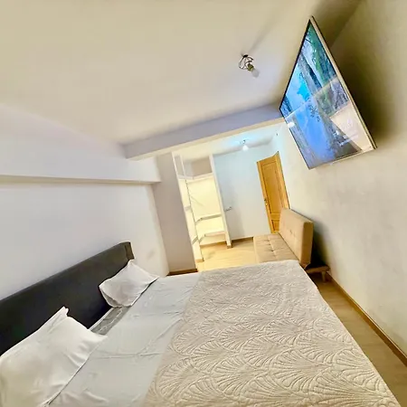 Estudio Com Cozinha E Casa De Banho! 民宿